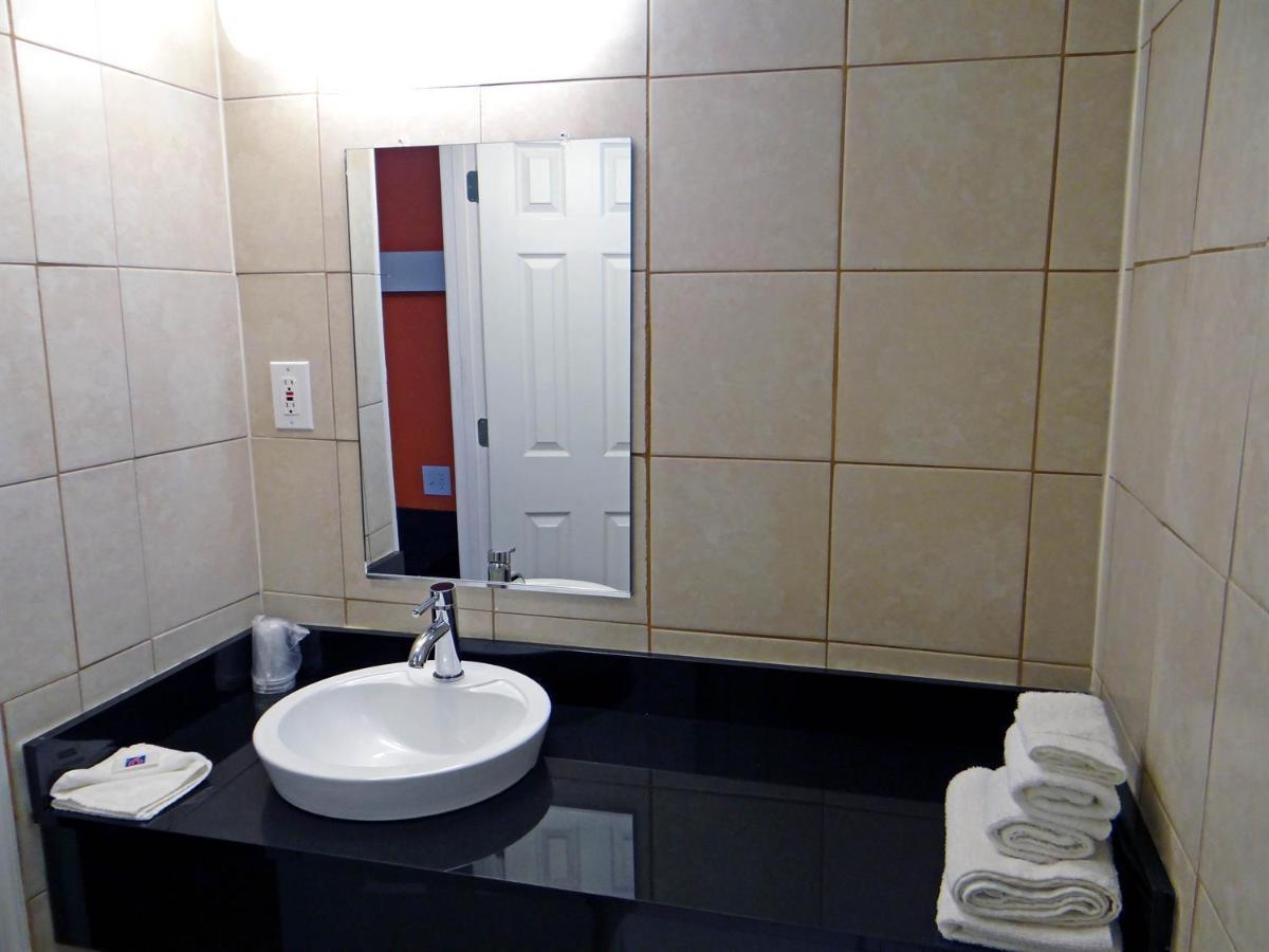 Motel 6 Baltimore Md Экстерьер фото