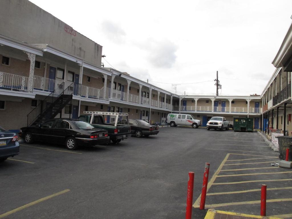 Motel 6 Baltimore Md Экстерьер фото